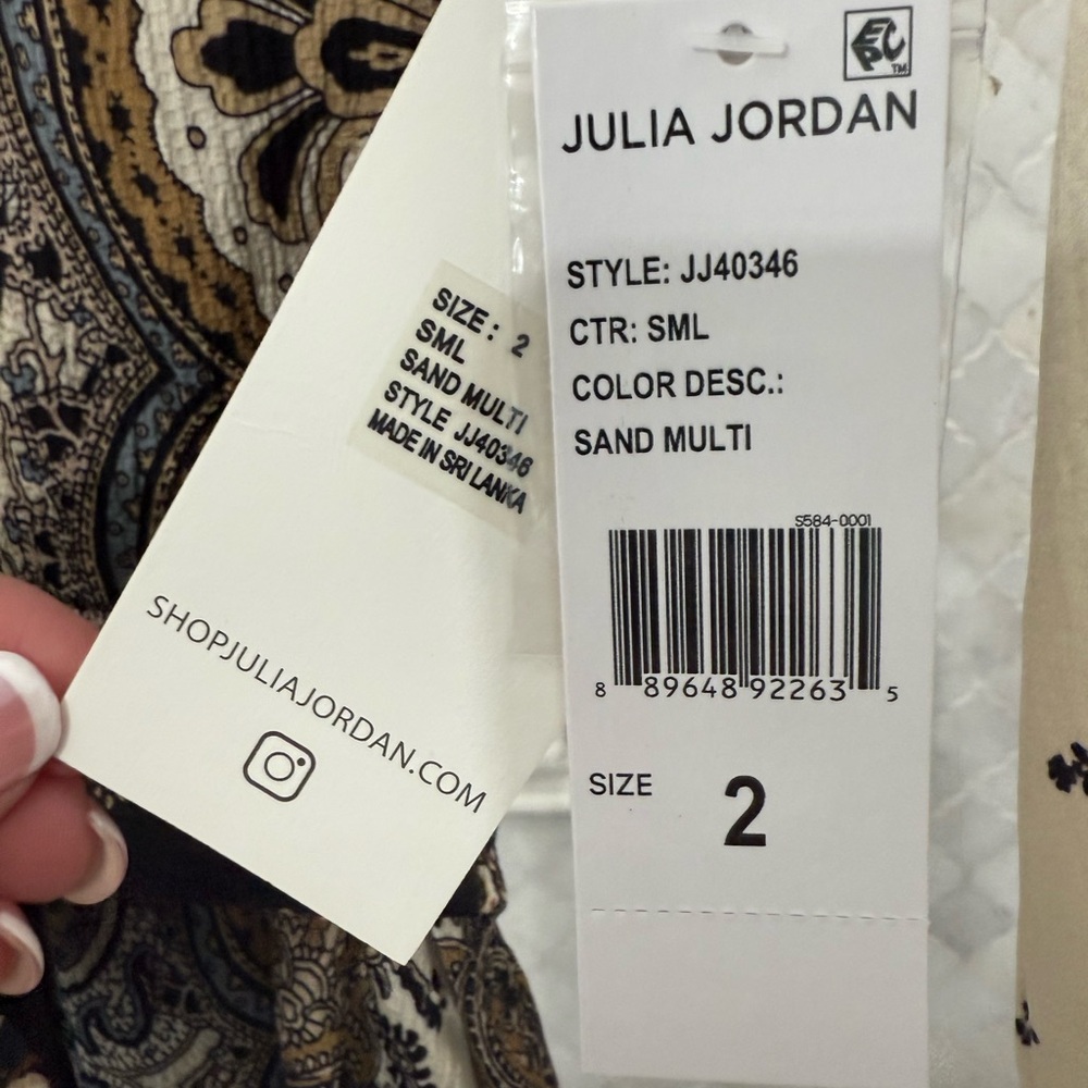 Julia Jordan Paisley Print Maxi Dress - Cream and Brown - Picture 5 of 7